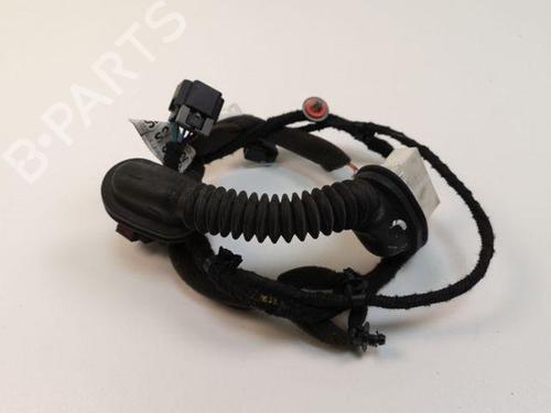 Used Wiring harness CHEVROLET CAPTIVA (C100, C140) 2.0 D 4WD (150 hp) 28867106