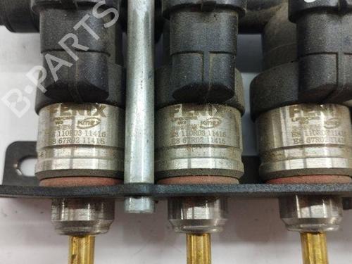 Module électronique TOYOTA PRIUS Saloon (_W1_) 1.5 Hybrid (NHW1_) | BP28852565M83 