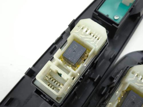 Left front window switch LEXUS IS II (_E2_) 220d (ALE20) | BP33878069I27 - Image 10