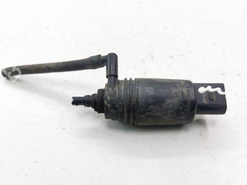 Used Washer pump BMW 5 (E39) 525 d (163 hp) 28841583