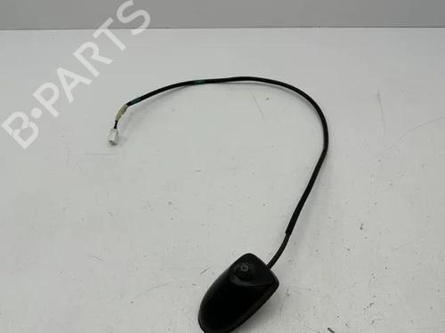 Antenne/Base TOYOTA YARIS (_P1_) 1.4 D-4D (NLP10_, NLP10R) (75 hp) 28853381