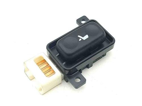 Switch TOYOTA AURIS (_E18_) 1.4 D-4D (NDE180_, NDE180R) | BP28874354I30