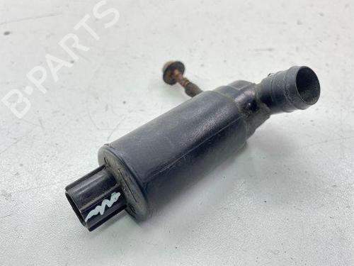 Used Washer pump TOYOTA COROLLA Verso (_E12_) 2.0 D-4D (CDE120_) (116 hp) 28870189