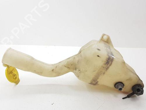Used Windscreen washer tank BMW 7 (E65, E66, E67) 730 d (218 hp) 28891867