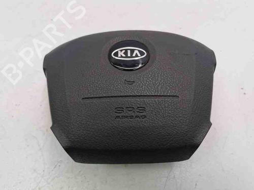 Used Driver airbag KIA CARENS I MPV (FC, FJ) 2.0 CRDi (140 hp) 28895060