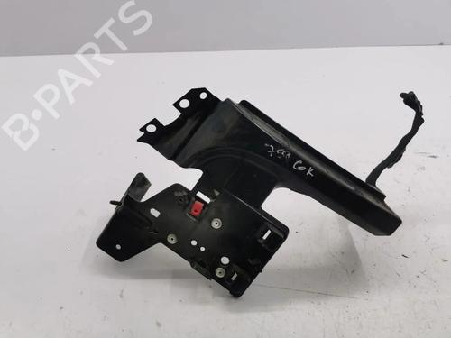 Used Rear bumper bracket Rear bumper bracket 36349388 36349388