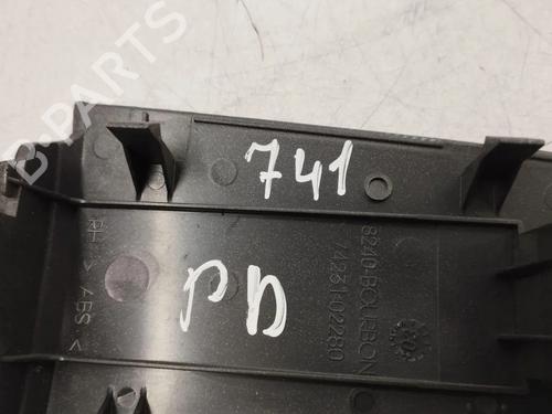 Right front window switch TOYOTA COROLLA (_E12_) 2.0 D-4D (CDE120R, CDE120L_) | BP33877351I26 - Image 5