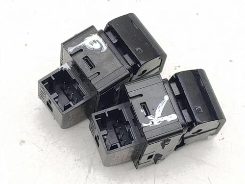 Left front window switch AUDI Q4 E-TRON SUV (F4B) 40 | BP40070059I27 - Image 4