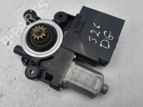 Used Right rear window motor VOLVO V50 (545) 1.6 D (110 hp) 28889787