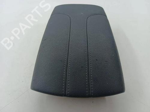 Used Armrest / Center console Armrest / Center console 28856778 28856778