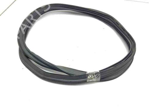 Used Rubber door seal RENAULT MEGANE IV Grandtour (K9A/M/N_) 1.2 TCe 130 (K9MR) (130 hp) 28880213