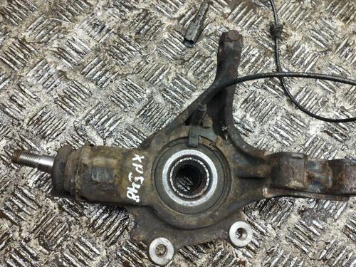 Used Left front steering knuckle PEUGEOT 5008 (0U_, 0E_) 1.6 HDi (112 hp) 28894460