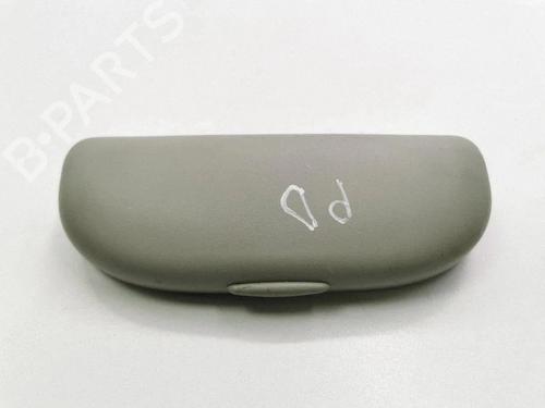 Used Cup/Object holder Cup/Object holder CHEVROLET TRAX 1.7 TD AWD (131 hp) 40210448 40210448