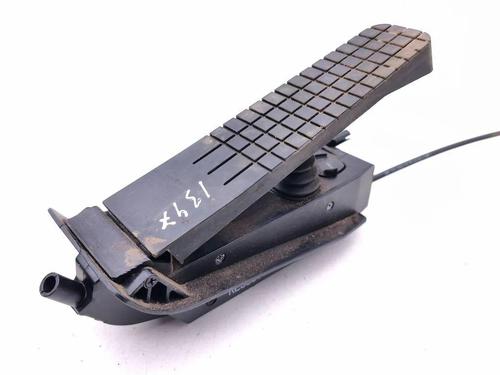 Pedal PORSCHE 911 (996) 3.4 Carrera (301 hp) 31121767