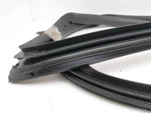 Gummiliste TESLA MODEL 3 (5YJ3) EV | BP28901355C142 