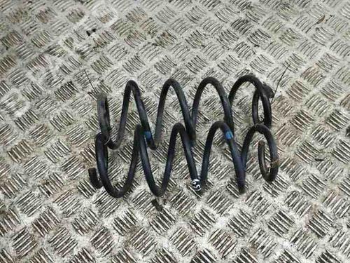 Używane Sprężyna amortyzatora TOYOTA YARIS (_P1_) 1.4 D-4D (NLP10_, NLP10R) (75 hp) 28853351