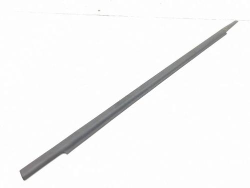 Used Door moulding trim Door moulding trim MERCEDES-BENZ A-CLASS (W169) A 180 CDI (169.007, 169.307) (109 hp) 40465813 40465813
