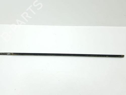 Door moulding trim VOLVO V60 I (155) 1.6 DRIVe | BP28870936C150 