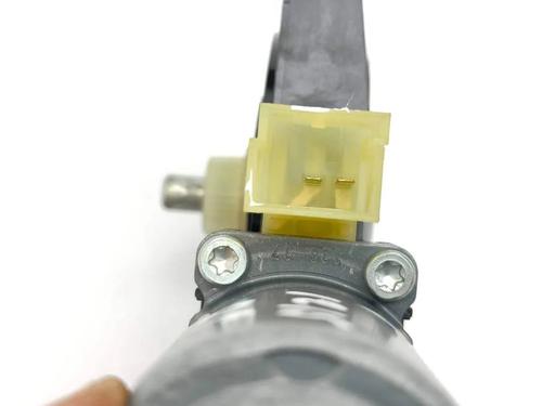 Right front window motor AUDI A4 B9 Avant (8W5, 8WD) 2.0 TDI | BP36179072E20 - Image 3