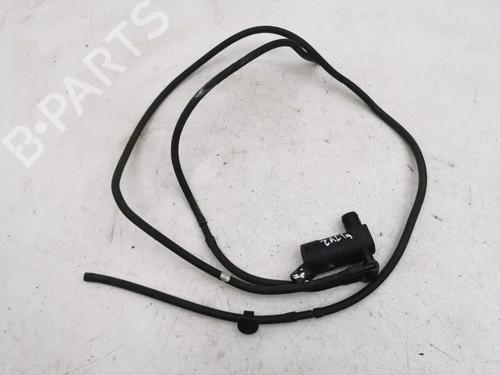 Used Windscreen washer tank Windscreen washer tank 33924897 33924897