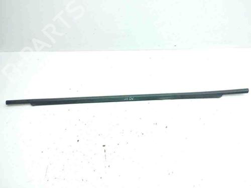 Friso da porta HYUNDAI SANTA FÉ II (CM) 2.2 CRDi 4x4 (155 hp) 28887025