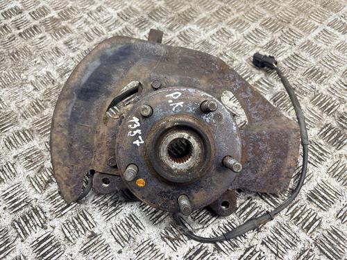 Used Left front steering knuckle Left front steering knuckle 33109940 33109940