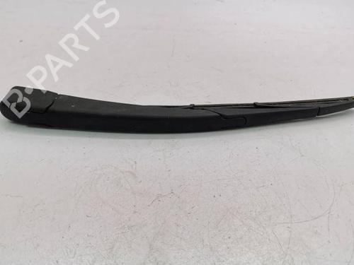Used Rear windshield wiper arm FORD KUGA I 2.0 TDCi 4x4 (136 hp) 28843365