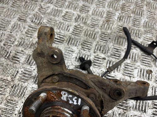 Right front steering knuckle HYUNDAI SANTA FÉ II (CM) 2.2 CRDi GLS 4x4 | BP29976134M26