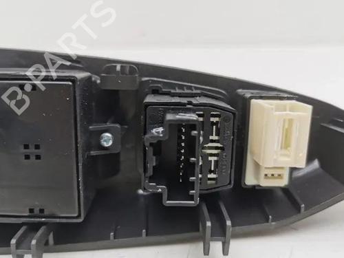 Right rear window switch OPEL ANTARA A (L07) 2.2 CDTi 4x4 | BP28846560I28 