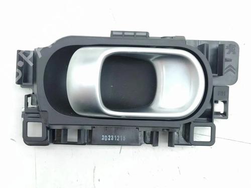 Used Front right interior door handle Front right interior door handle 36102923 36102923