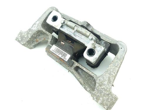 Used Engine mount MERCEDES-BENZ B-CLASS Sports Tourer (W246, W242) B 200 CDI (246.201) (136 hp) 28874509