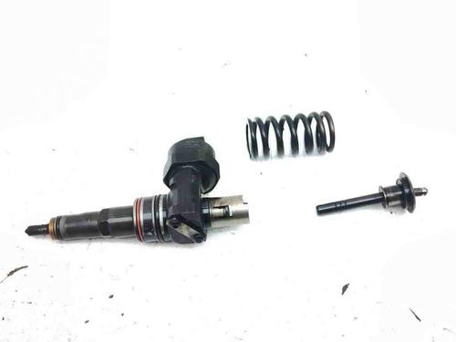Used Injector VW GOLF VII (5G1, BQ1, BE1, BE2) 1.6 TDI (115 hp) 28900595