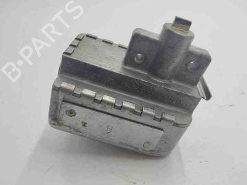 Used Electronic module TOYOTA COROLLA Verso (ZER_, ZZE12_, R1_) 2.2 D-4D (AUR10_, AUR10R) (177 hp) 28855735