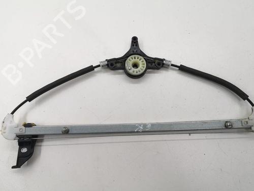 Rudehejsemekanisme venstre bagtil MAZDA CX-5 (KE, GH) 2.2 D (KE2FW) (150 hp) 28888774