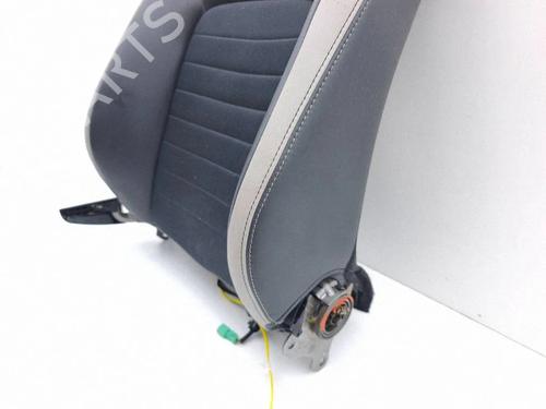 Right front seat LEXUS IS III (_E3_) 300h (AVE30_, AVE30R) | BP37586204C16 - Image 2