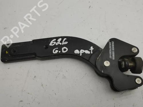 Used Hinge/Door check strap MERCEDES-BENZ VITO / MIXTO Van (W639) 115 CDI (639.601, 639.603, 639.605) (150 hp) 28852320