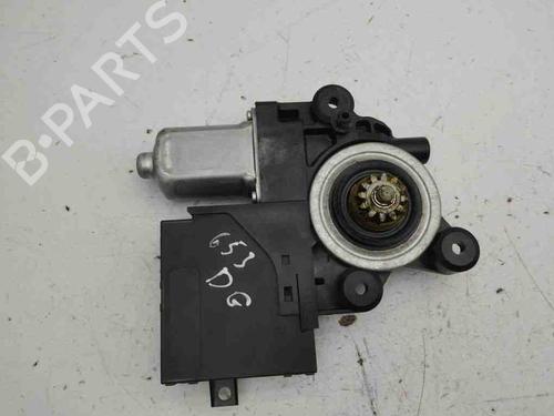 Rudehejsemotor bagstkærm højre VOLVO V50 (545) 1.6 D (110 hp) 28895608