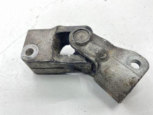 Used Steering column universal joint MERCEDES-BENZ A-CLASS (W168) A 160 (168.033, 168.133) (102 hp) 28871221
