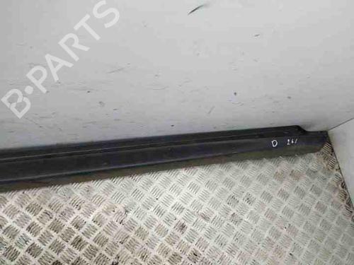 Próg prawy CITROËN C4 CACTUS 1.6 HDi 90 | BP28843568C114