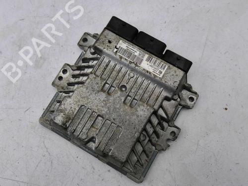 Used Engine control unit (ECU) PEUGEOT 5008 (0U_, 0E_) 1.6 HDi (112 hp) 28894468