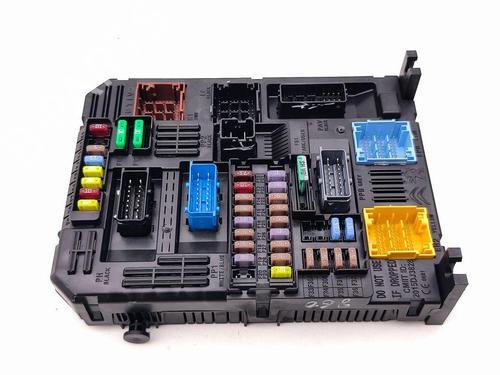 Fuse box PEUGEOT 2008 II (UD_, US_, UY_, UJ_, UR_, UC_) 1.2 PureTech 130 (USHNS, URHNS) | BP29829225E1