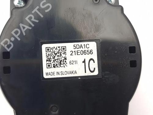 Switch INFINITI Q30 1.5 D | BP36062664I30 - Image 9