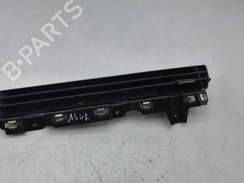 Used Air vent RENAULT CLIO V (B7_) 1.3 TCe 130 (B7MF) (131 hp) 28856532