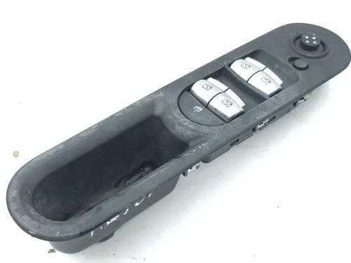 Used Right front window switch Right front window switch 33863610 33863610