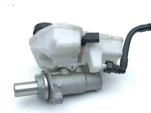 Used Brake master cylinder Brake master cylinder 33260876 33260876