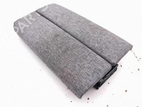 Used Armrest / Center console Armrest / Center console PEUGEOT 5008 III (KA_, KB_, KC_) e-210 (213 hp) 39939721 39939721
