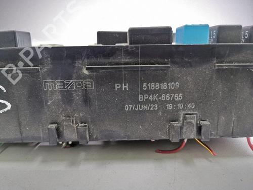 Fuse box MAZDA 3 (BK) 2.0 | BP38244884E1 - Image 9