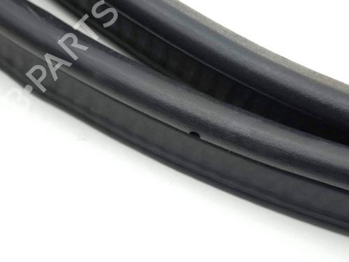 Rubber door seal BENTLEY CONTINENTAL FLYING SPUR (3W_) 6.0 | BP28883254C142 