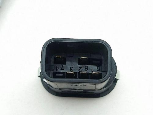 Left front window switch LAND ROVER RANGE ROVER VELAR (L560) 2.0 D200 MHEV 4x4 | BP40168377I27 - Image 2