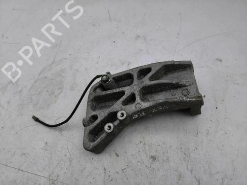 Used Engine mount Engine mount 33825011 33825011
